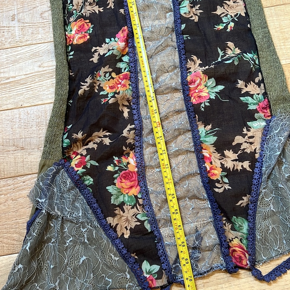Scarf - Picture 3 of 6